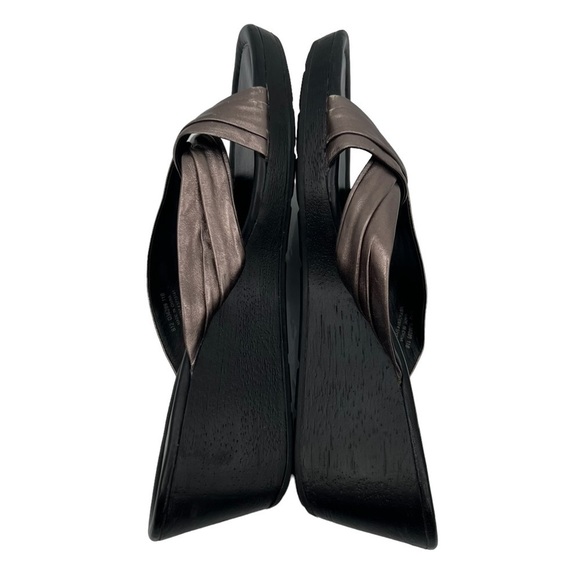 Cole Haan Bronze Metallic Criss Cross Strap Thong Wedge Sandals Size 11 Women’s - Picture 7 of 10